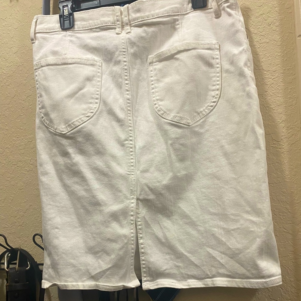 old navy skirt